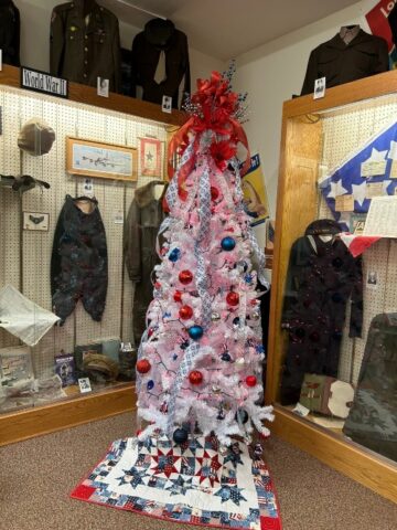 2025treesmilitarywhiteroom